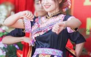Múa 'Để Mị nói cho mà nghe' ở lễ khai giảng: Nữ sinh Thái Nguyên được xin info ầm ầm