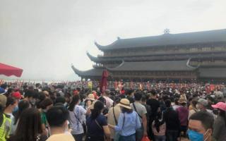 5 vạn người đổ về chùa Tam Chúc: Xử nghiêm vi phạm quy định phòng, chống dịch Covid