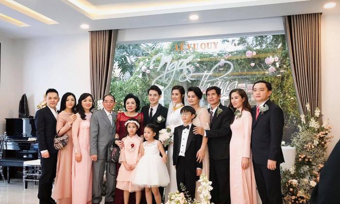 Sau khi về làm dâu nhà đại gia ngành nhựa, Đông Nhi có được lòng em chồng?