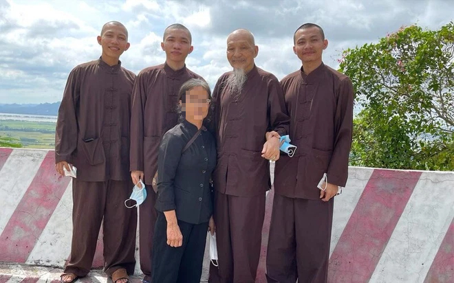 Nóng: Công an bắt giam 3 người ở Tịnh thất Bồng Lai, riêng Lê Tùng Vân được tại ngoại